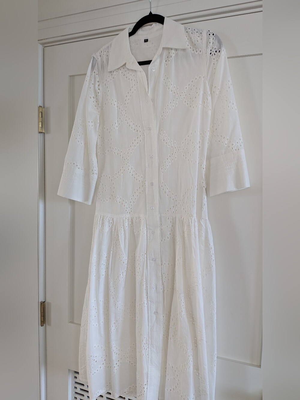 Like New! Crisp White Eyelet and Lined Beautiful Summer Dress, Size U.S. S.